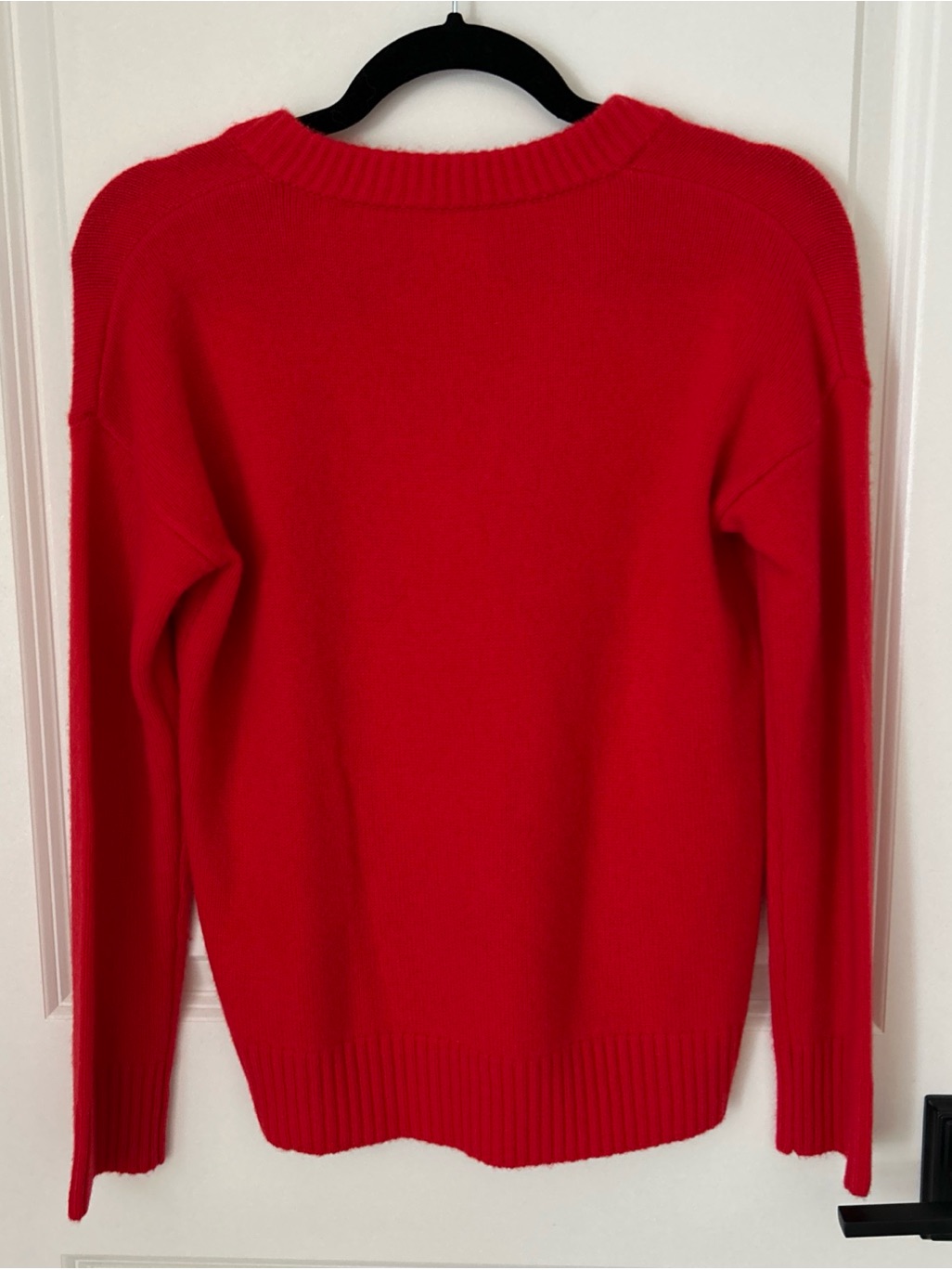 Alice Walk Bright Red V Neck 100% Cashmere Sweater Women’s Size S Euc Holiday — image 5 of 7